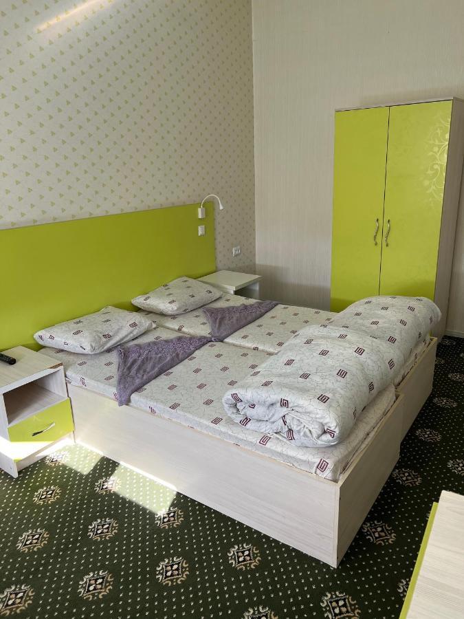 Anisa- Hostel Douchanbé Extérieur photo